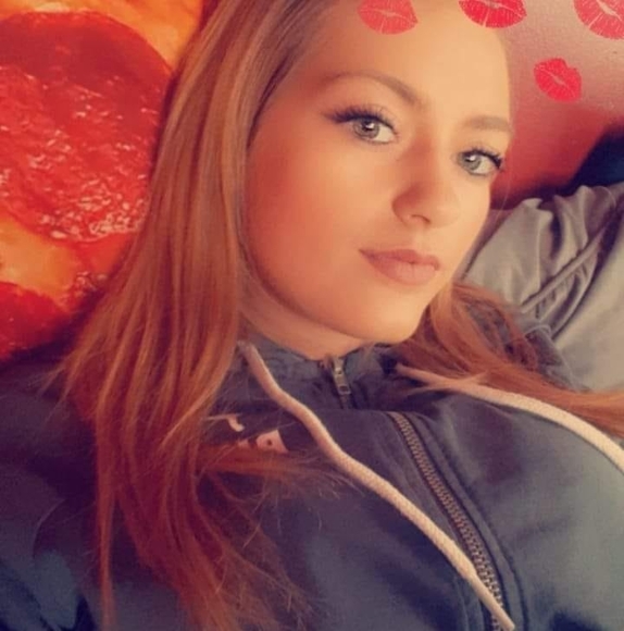 Meet your Posher, Alexis - Picture 1 of 1